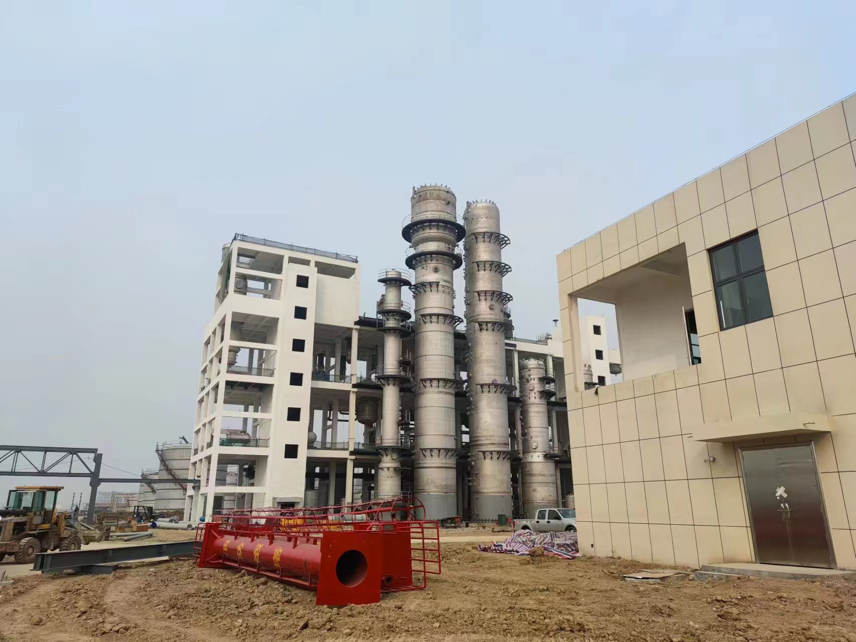高壓變頻器、軟起動器在化工行業(yè)的應(yīng)用(圖1)